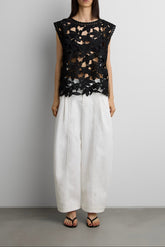FLORAL GUIPURE LACE WOVEN TOP
