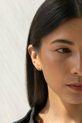 HOOP AND KNOT STUD EARRING SET