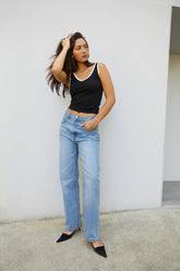 CONTRAST SCOOP NECK TANK
