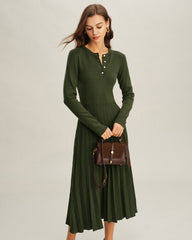 Green Round Neck Pleated Sweater Dress